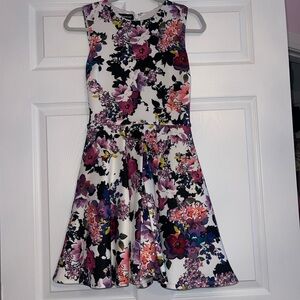 Bebe floral dress